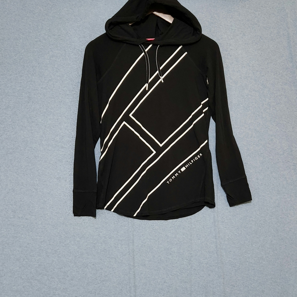 Tommy Hilfiger Long Sleeved Active Shirt With Hoodie